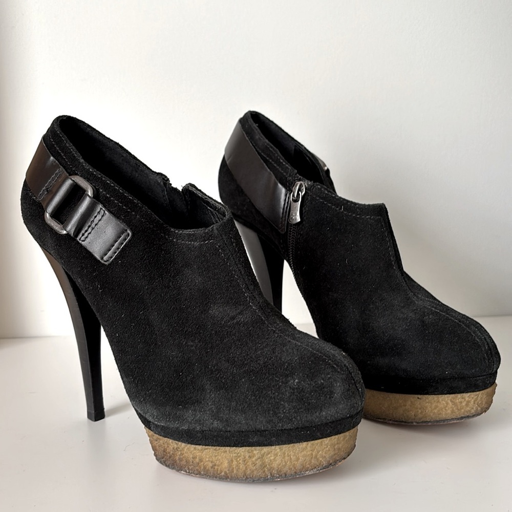 BCBG Max Azria Ankle Boots Black size 10